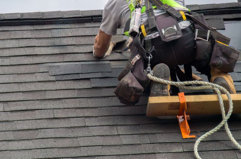 Asphalt Roofing Service in Sykesville, MD
